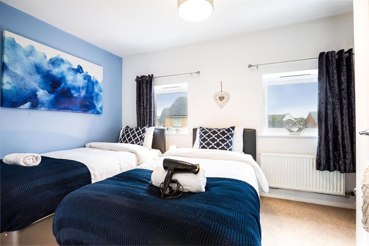 Central Garden House: Family-friendly With Free Parking