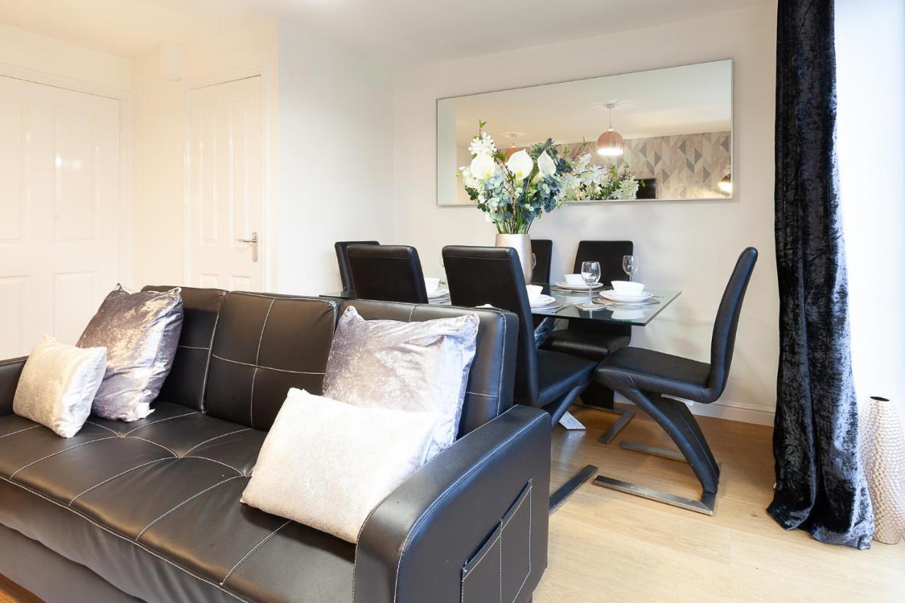 Central Garden House: Family-friendly With Free Parking *