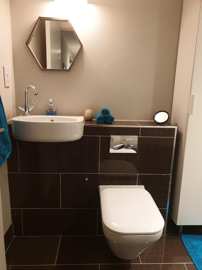 Topaz Properties One Bedroom Executive Cmk * Milton Keynes