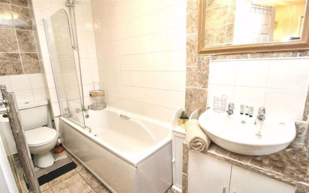 Apartment Mk Short