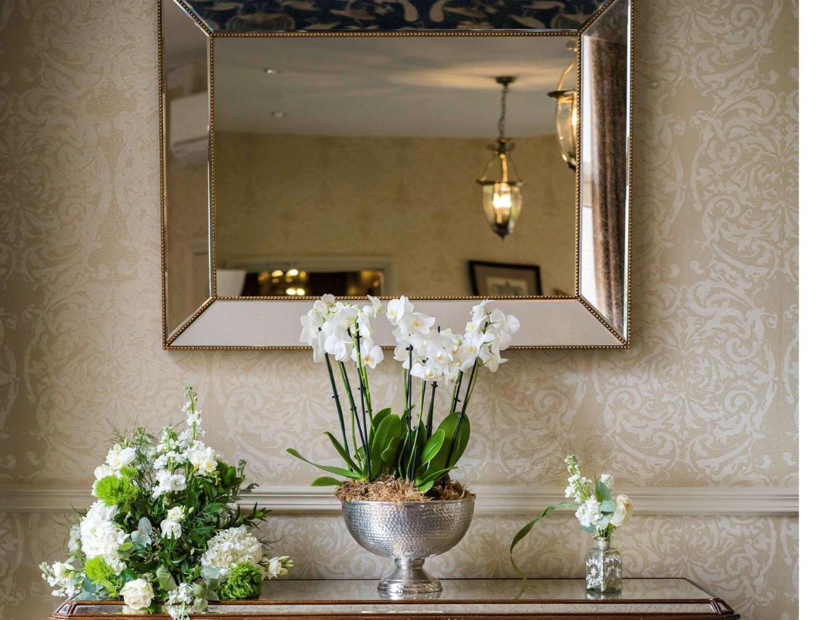 Worldhotels Distinctive Woughton House Hotel 4*