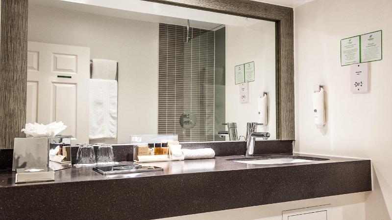 Hotel Holiday East M1 Junc 14 By Ihg Milton Keynes