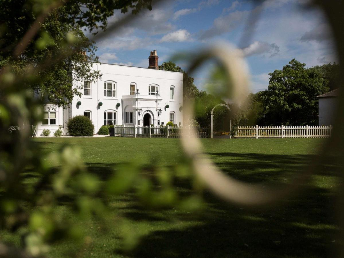 Worldhotels Distinctive Woughton House